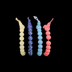 Lot Of 4 Beaded Stretch Bracelets - Blue, Aqua, Yellow & Coral (4791)